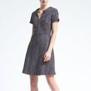 Banana Republic Cap Sleeve Vee Dress, Blue Size 4